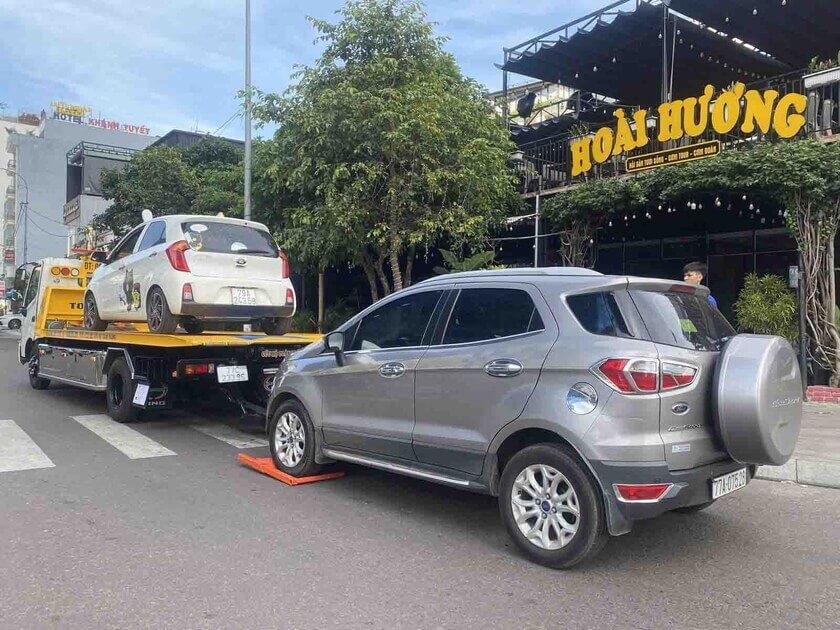 Cứu Hộ Ô Tô, Xe Máy Hòn Đất – Xử Lý Sự Cố Lốp Và Ắc Quy
